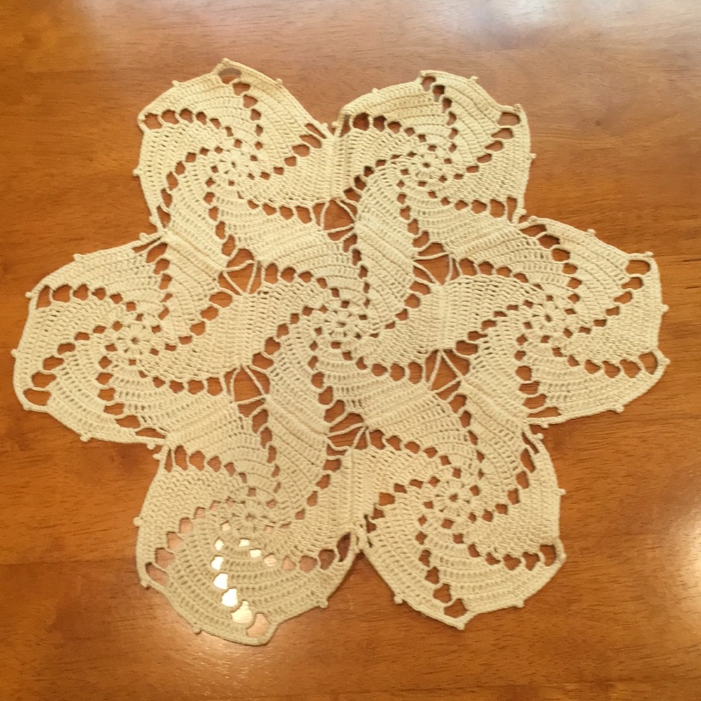 Vintage Doily - Handmade Cotton 15” - Picture 6 of 6
